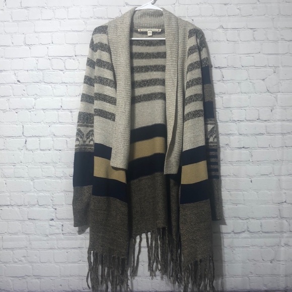 Chelsea & Violet Sweaters - Chelsea & Violet Gray and Cream Knit Cardigan
